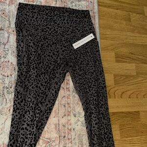 NWT Leopard print leggings